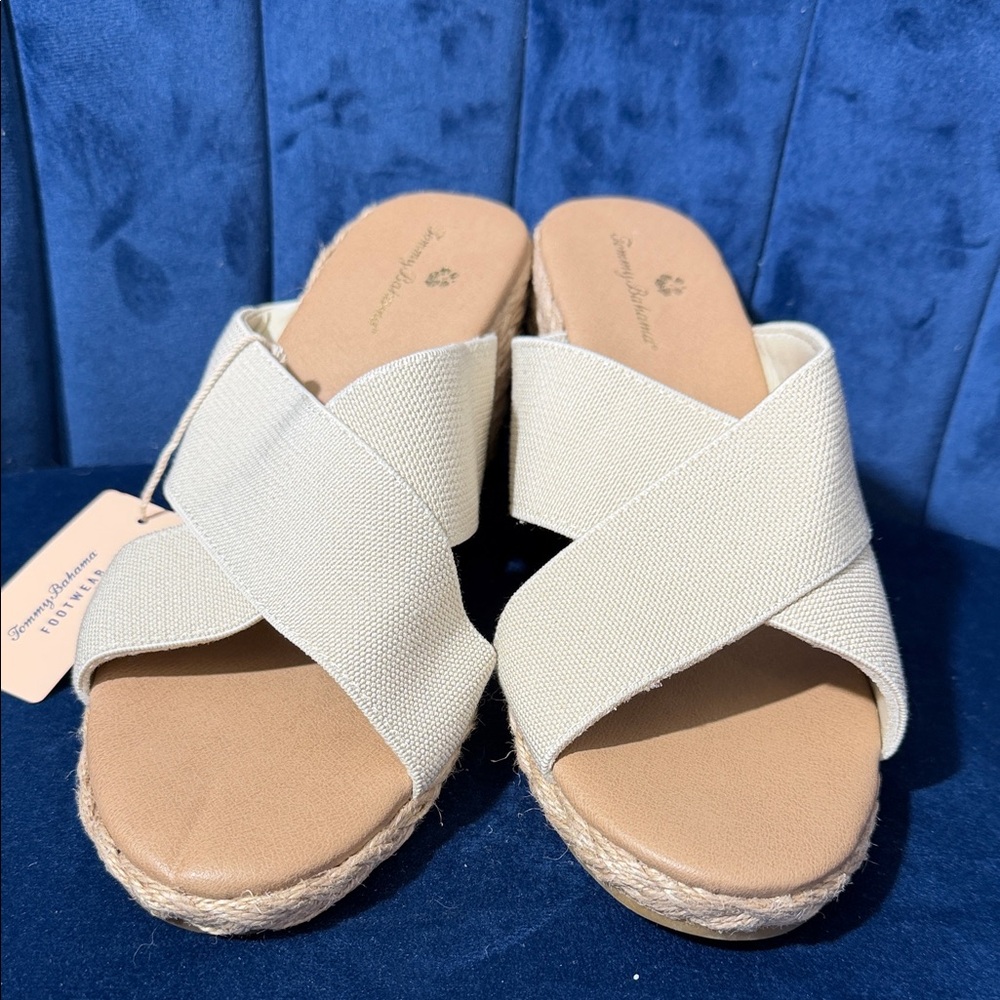 Tommy Bahama Suzette Women’s Cream Wedge Sandals Size 9 NWT - Picture 2 of 6
